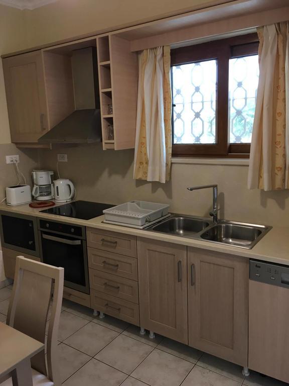 Dimaras Apartments วาซิลิคอส ภายนอก รูปภาพ