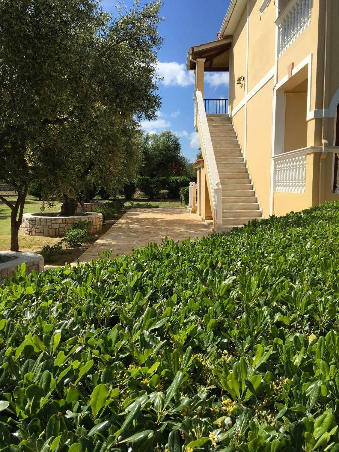 Dimaras Apartments วาซิลิคอส ภายนอก รูปภาพ