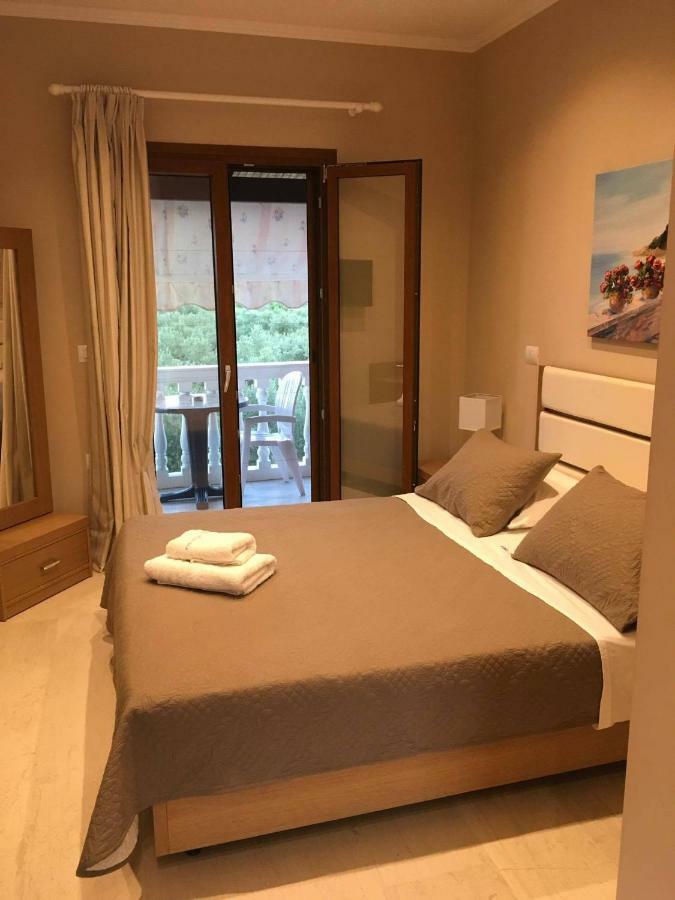 Dimaras Apartments วาซิลิคอส ภายนอก รูปภาพ